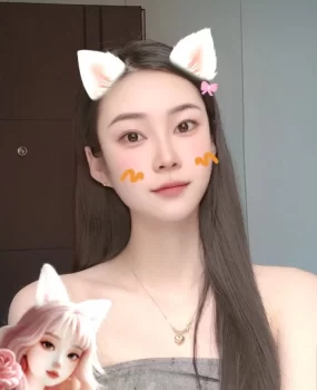 年轻小嫩妹
