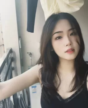 林芝美腿小姐姐！