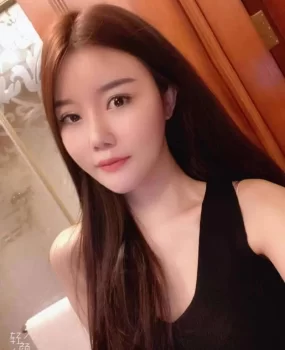 兰州爆操兼职少女,身材性感,穴嫩汁多b紧